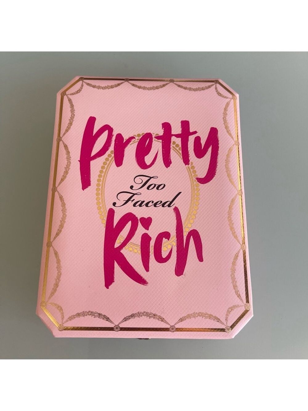 TOO FACED PRETTY RICH DIAMOND LIGHT EYE SHADOW PALETTE LIMITED EDITION - Picture 2 of 6